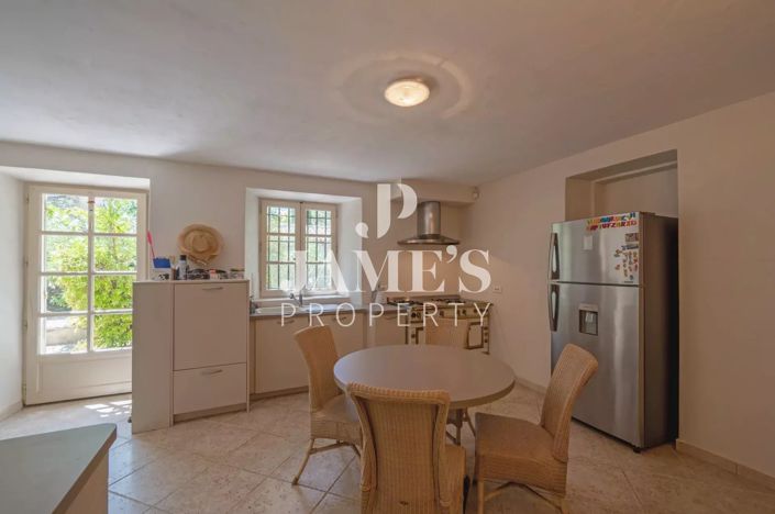 Image No.8-House for sale