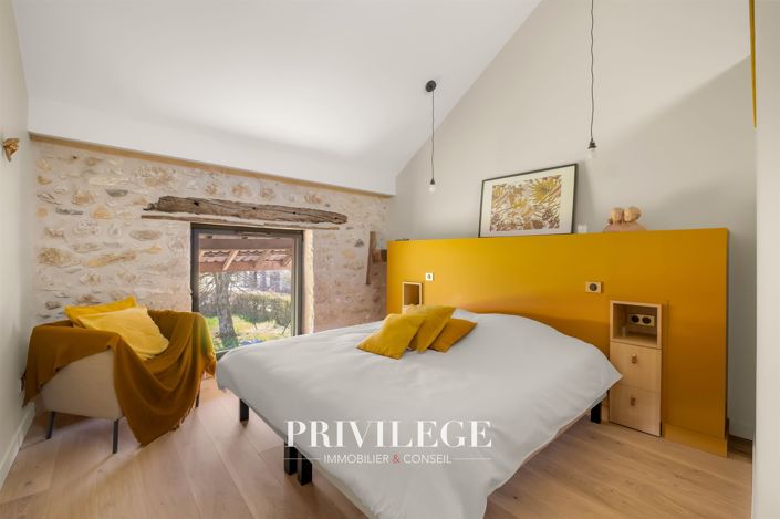 Image No.14-5 Bed House for sale