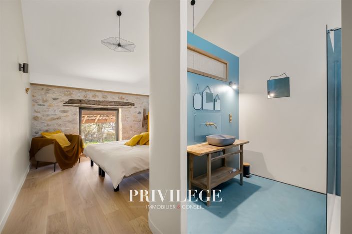 Image No.15-5 Bed House for sale