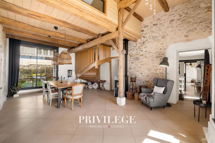 Image No.5-5 Bed House for sale