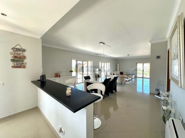 Image No.12-3 Bed House for sale