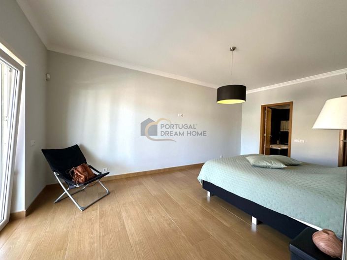 Image No.16-3 Bed House for sale