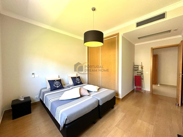 Image No.20-3 Bed House for sale