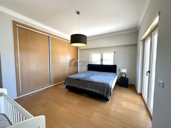 Image No.22-3 Bed House for sale