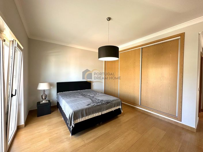 Image No.27-3 Bed House for sale