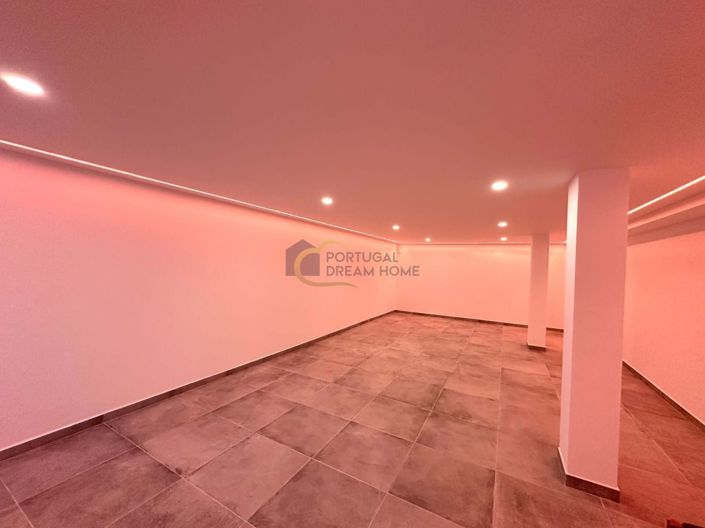 Image No.30-3 Bed House for sale