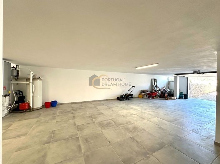 Image No.32-3 Bed House for sale