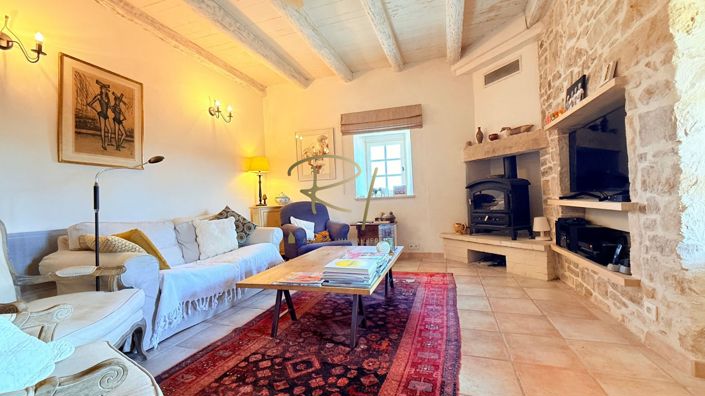 Image No.10-4 Bed House for sale