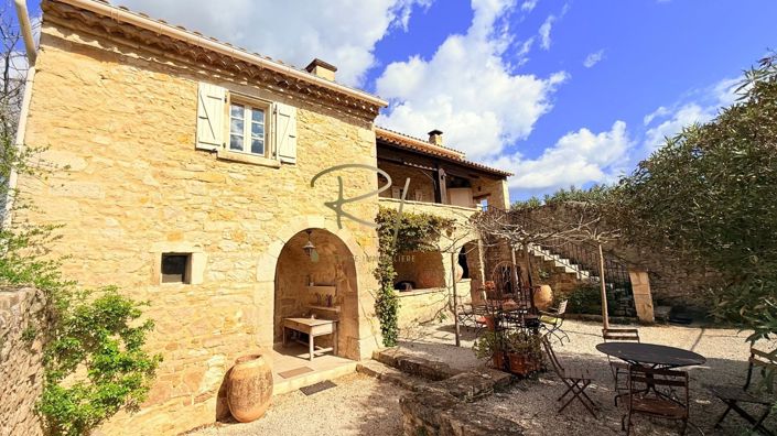 Image No.2-4 Bed House for sale