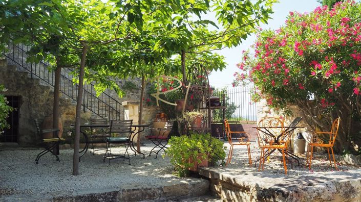 Image No.3-4 Bed House for sale