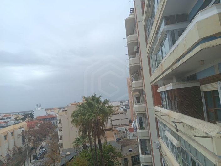 Image No.5-5 Bed Apartment for sale