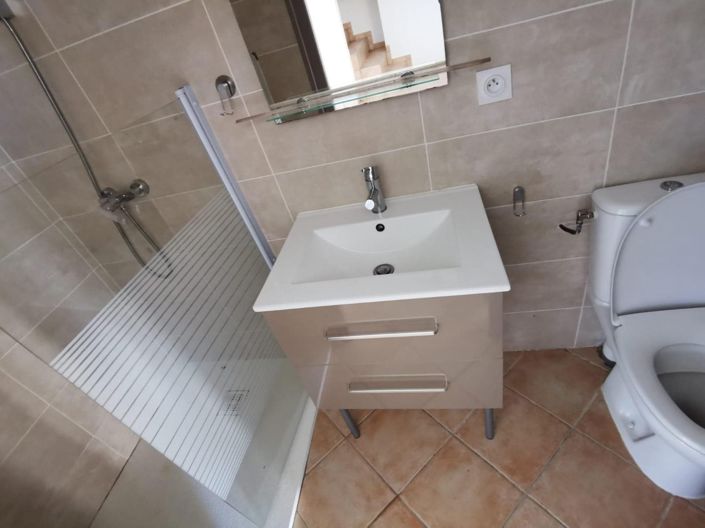 Image No.11-2 Bed House for sale