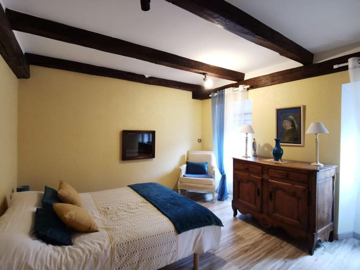 Image No.11-2 Bed House for sale