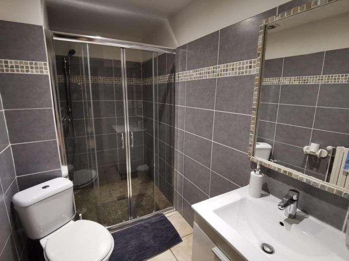 Image No.13-2 Bed House for sale