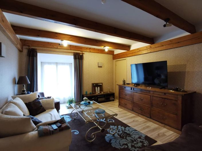 Image No.9-2 Bed House for sale