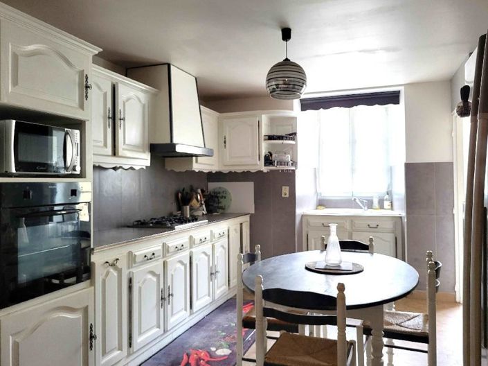 Image No.4-7 Bed House for sale