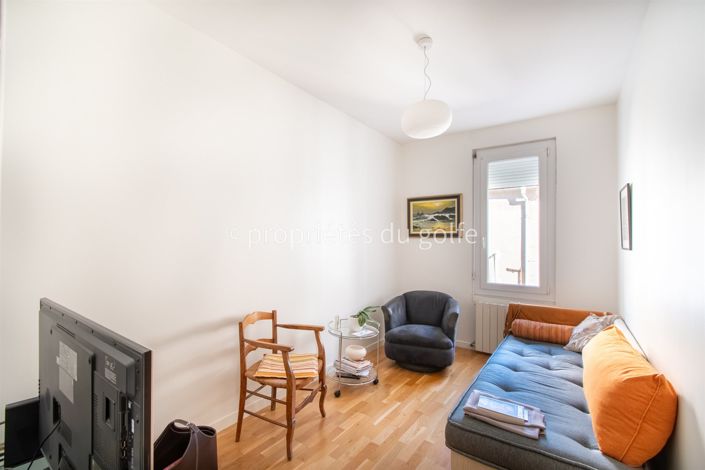 Image No.19-4 Bed House for sale