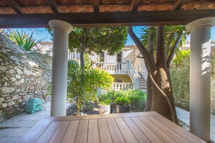 Image No.23-4 Bed House for sale