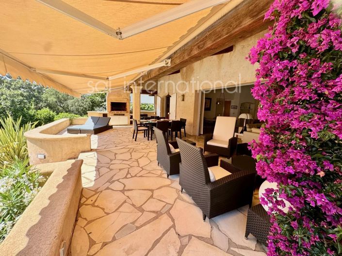 Image No.4-4 Bed House for sale