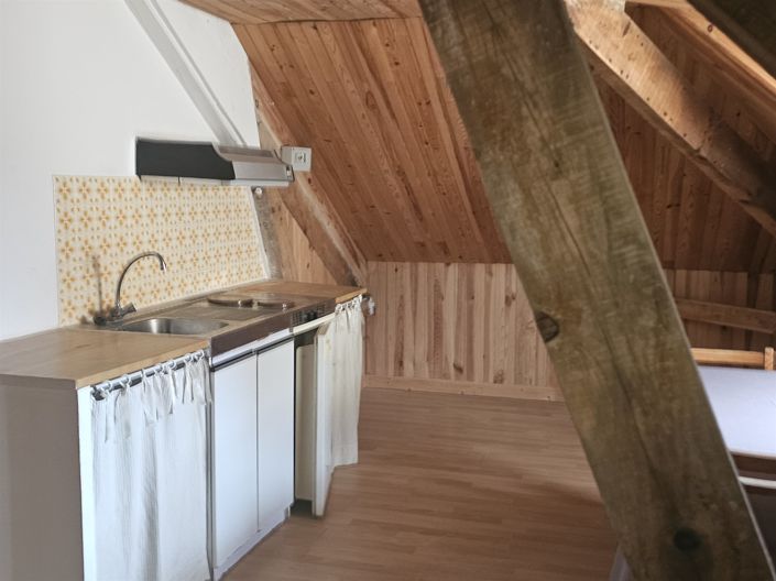 Image No.5-9 Bed House for sale