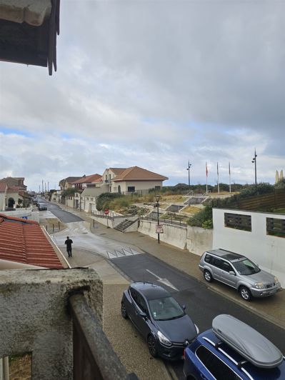 Image No.7-9 Bed House for sale