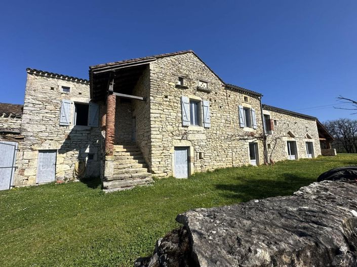 Image No.2-Maison de 4 chambres à vendre à Lot