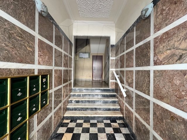 Image No.21-1 Bed Apartment for sale