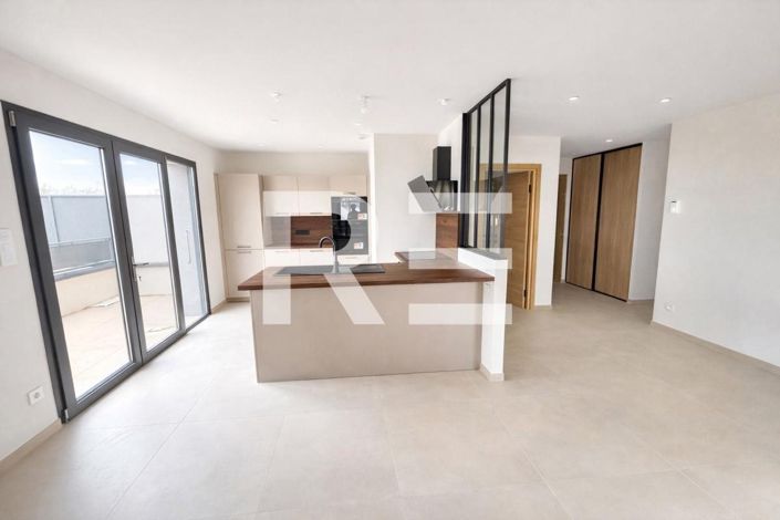 Image No.2-Propriété de 2 chambres à vendre à Velleron