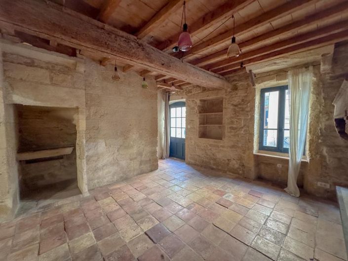 Image No.4-2 Bed House for sale