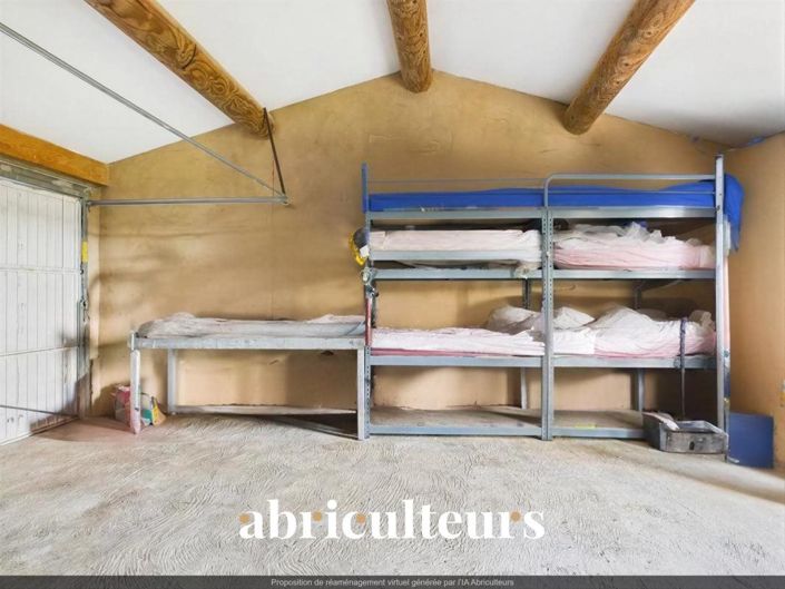 Image No.21-4 Bed House for sale