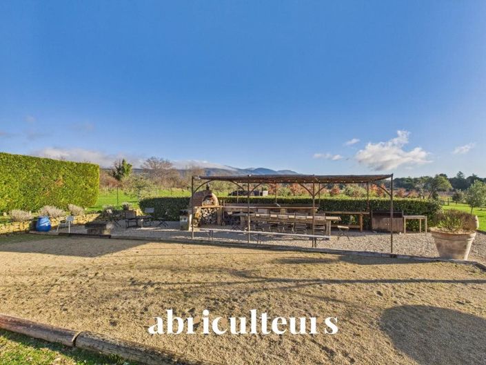 Image No.24-4 Bed House for sale