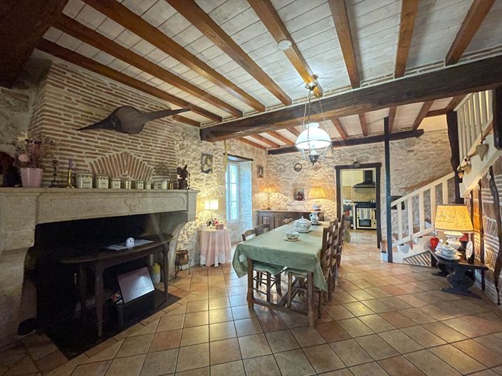 Image No.4-5 Bed House for sale