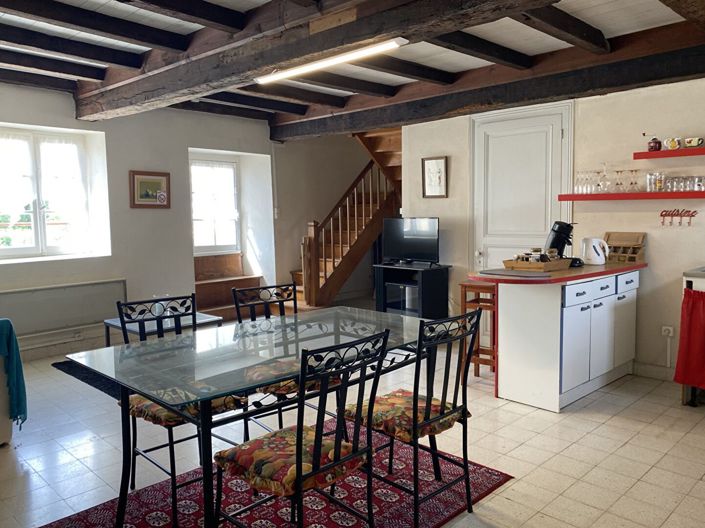 Image No.10-8 Bed House for sale