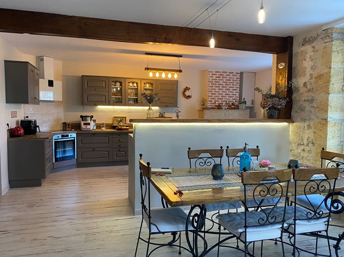 Image No.5-Maison de 6 chambres à vendre à Rauzan