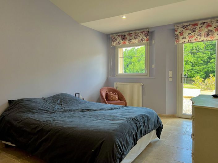 Image No.13-6 Bed House for sale