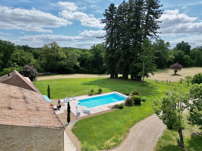 Image No.2-6 Bed House for sale