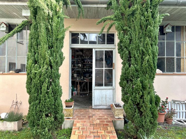 Image No.14-3 Bed House for sale