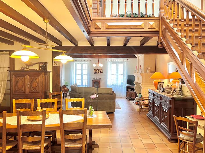 Image No.6-3 Bed House for sale