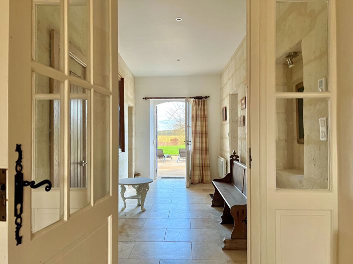 Image No.10-7 Bed House for sale