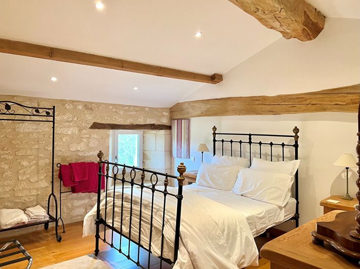 Image No.11-7 Bed House for sale