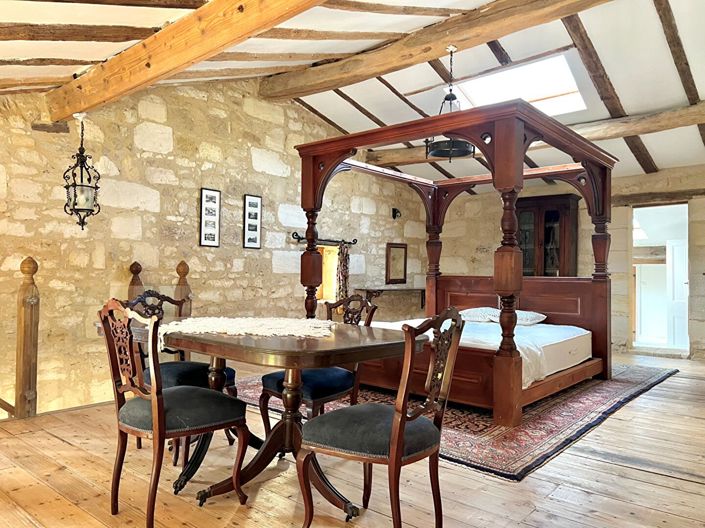 Image No.15-7 Bed House for sale