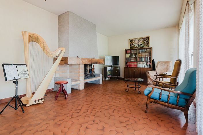 Image No.3-4 Bed House for sale