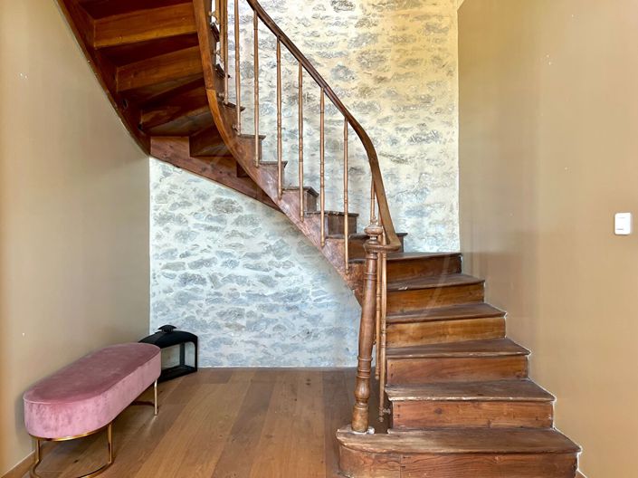 Image No.10-5 Bed House for sale