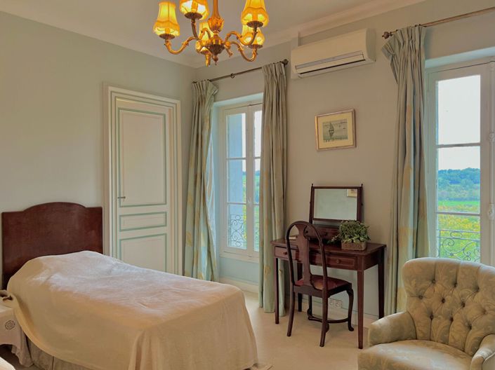 Image No.13-7 Bed House for sale