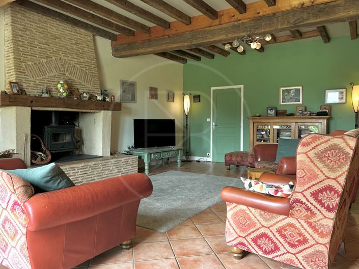 Image No.4-8 Bed House for sale