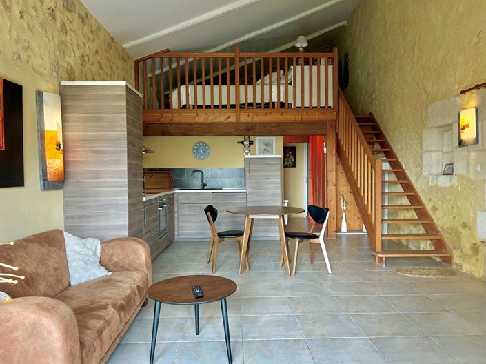 Image No.12-10 Bed House for sale