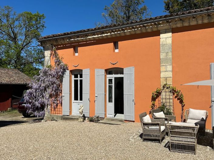 Image No.18-4 Bed House for sale