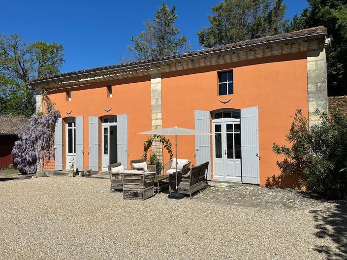 Image No.2-4 Bed House for sale