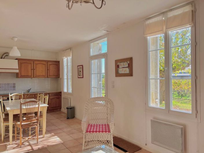 Image No.12-2 Bed House for sale