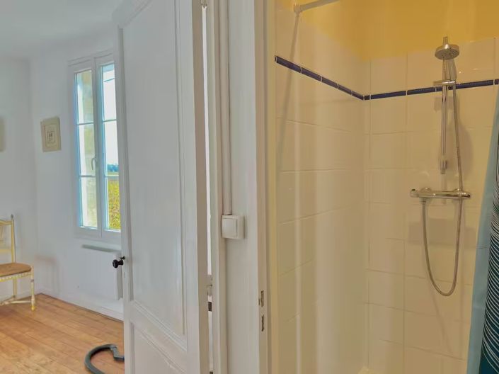 Image No.9-2 Bed House for sale